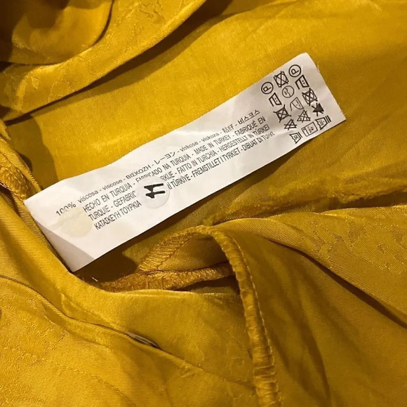 Bershka Floral Woven Over Jacket, Size M-L and Matching Pants, Size M in Yellow​ - Picture 10 of 16